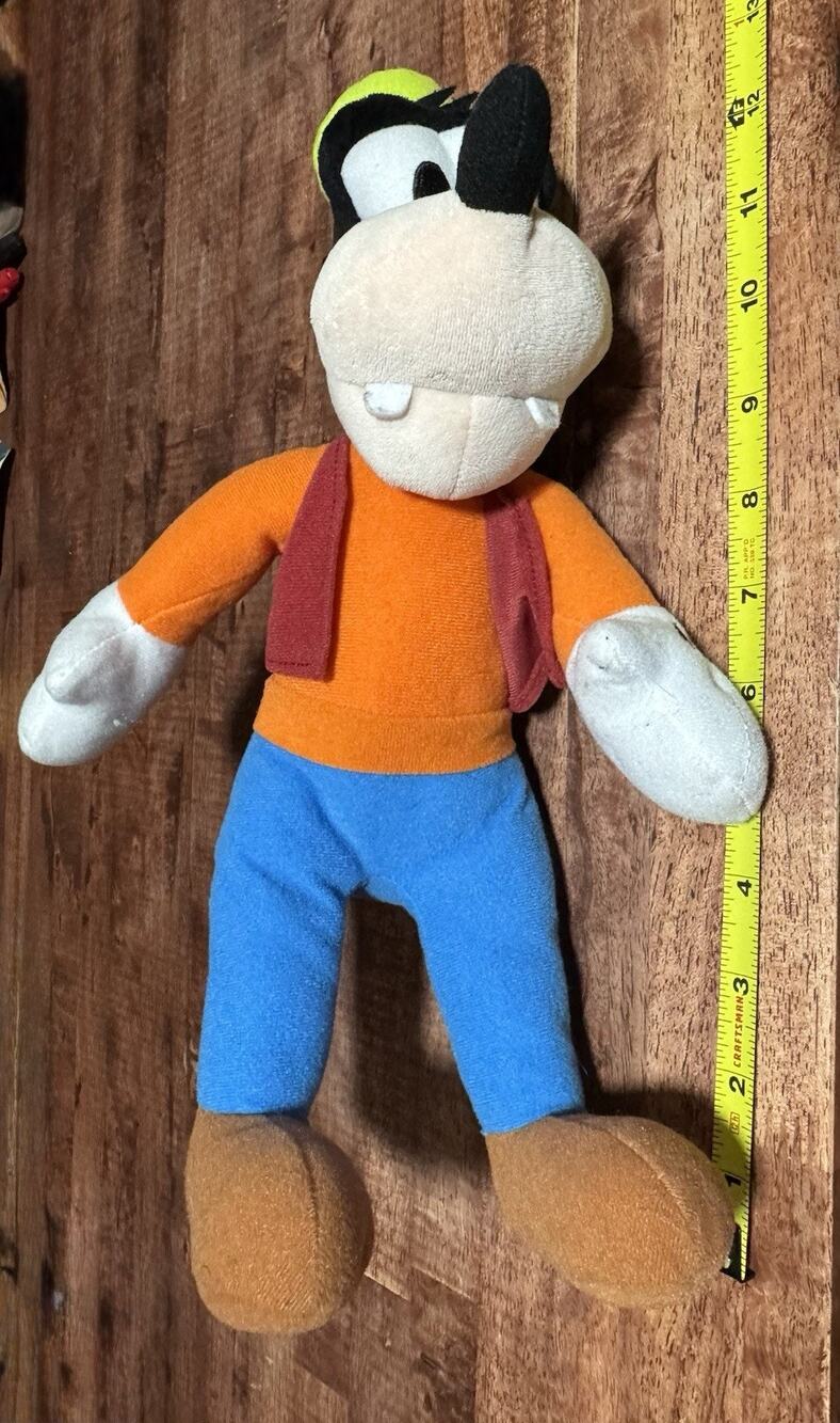 Kohl’s Cares Disney 13” GOOFY Stuffed Plush Toy - MICKEY & FRIENDS 2018